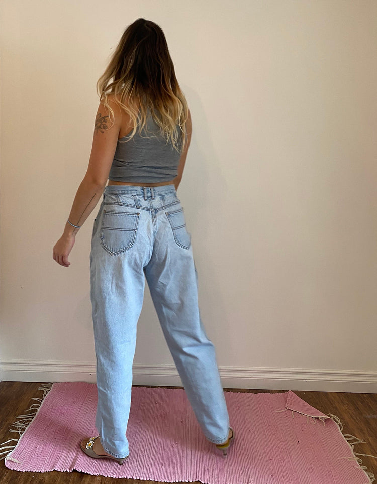 Vintage High Waisted Tapered Light Jeans