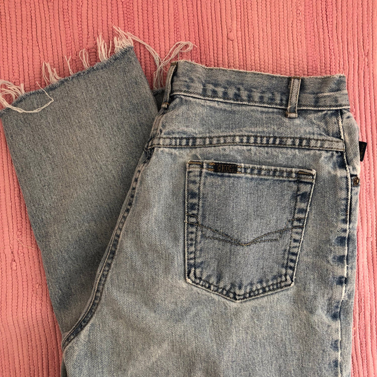 Cropped High Waisted Jeans